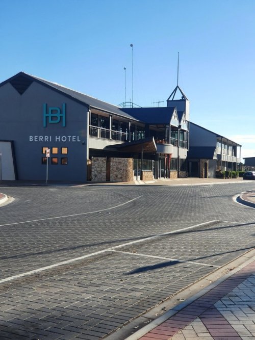 B09E508A-998D-48E9-BAC3-9D9AD44E7B8A.jpeg B09E508A-998D-48E9-BAC3-9D9AD44E7B8A.jpeg