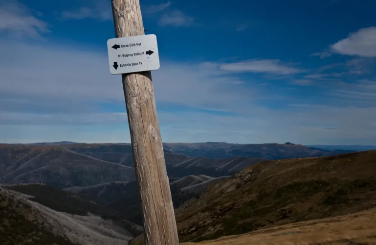 Mount Bogong Sign - Cleve Cole Summit.webp